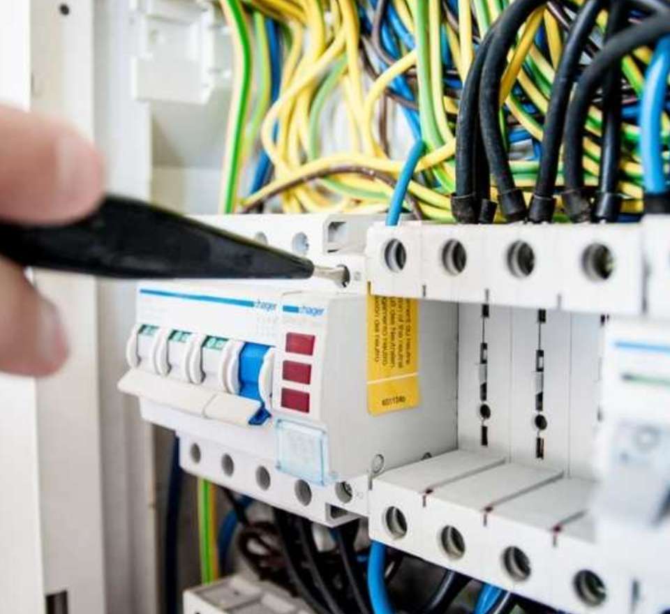 Switchboard Replacement & Testing Services